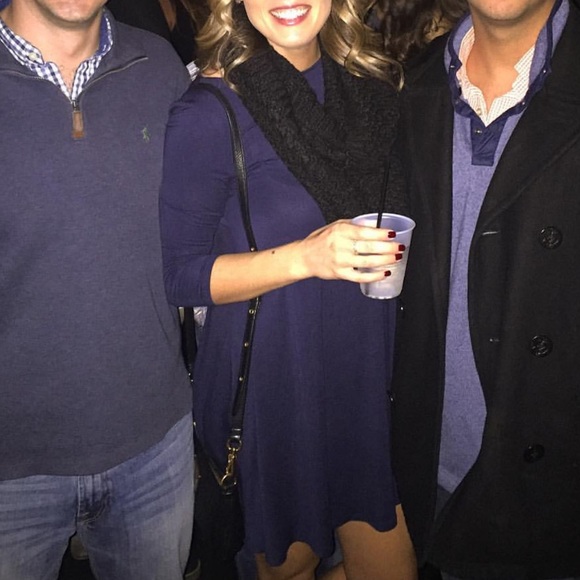 Houseglass lilly dress - Picture 2 of 3